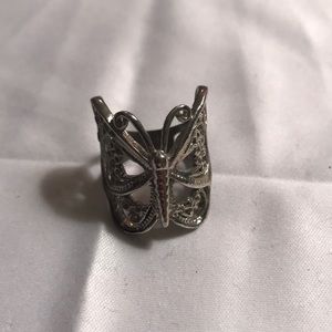 Butterfly ring